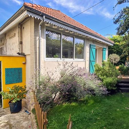 Le Studio Dans Le Jardin. Rosny-sous-Bois Luaran gambar