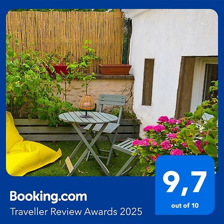 Le Studio Dans Le Jardin. Rosny-sous-Bois Luaran gambar
